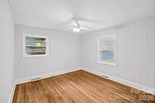 1227 Tarrington Ave, Charlotte, NC 28205 - Photo 25