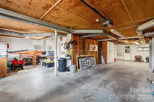 3123 Cheryl Dr, Hendersonville, NC 28792 - Photo 35