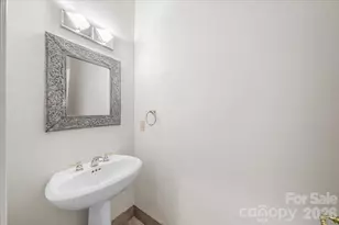 1043 Rolling Green Dr, Newton, NC 28658 - Photo 33