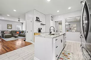 7101 Obrien Ct, Charlotte, NC 28269 - Photo 5