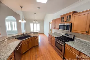 7700 Sedgebrook Dr E, Stanley, NC 28164 - Photo 7