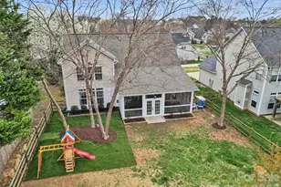 9152 Snow Hill Ct, Charlotte, NC 28269 - Photo 35