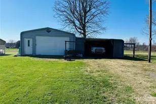 824 Baxter Rd, Cherryville, NC 28021 - Photo 3