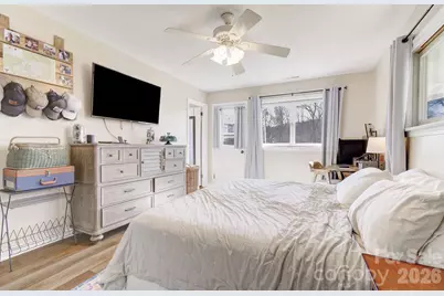 113 Brightwater Heights Drive, Hendersonville, NC 28791 - Photo 11