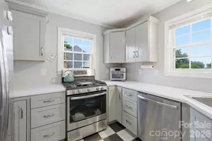 129 Mears Ave, Canton, NC 28716 - Photo 11