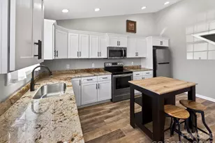 116 Bostic St, Marion, NC 28752 - Photo 5