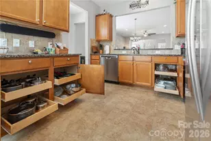 20237 Dovekie Ln, Fort Mill, SC 29707 - Photo 7