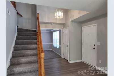 10000 Dunfries Road, Matthews, NC 28105 - Photo 9