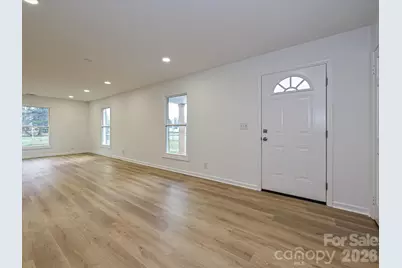 407 N Cherry Street, Cherryville, NC 28021 - Photo 5