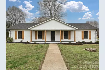 407 N Cherry Street, Cherryville, NC 28021 - Photo 1