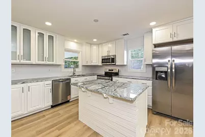 407 N Cherry Street, Cherryville, NC 28021 - Photo 7