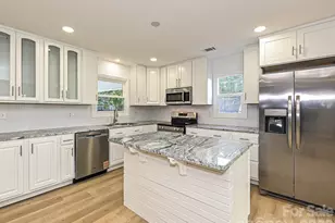 407 N Cherry St, Cherryville, NC 28021 - Photo 7