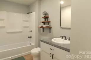 1905 9th Street SE, Hickory, NC 28602 - Photo 11