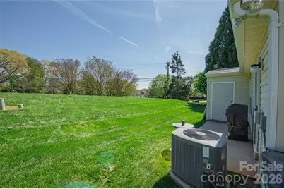 5320 Harris Cove Drive, Charlotte, NC 28269 - Photo 7