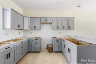 143 Carver St, Brevard, NC 28712 - Photo 7