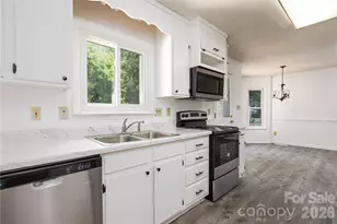 21014 Pine Ridge Dr, Cornelius, NC 28031 - Photo 15