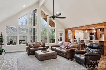 159 Broken Bow Run, Pickens, SC 29671 - Photo 5