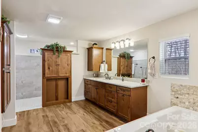 159 Broken Bow Run, Pickens, SC 29671 - Photo 11