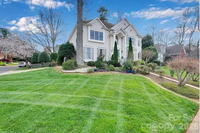 5105 Downing Creek Drive, Charlotte, NC 28269 - Photo 3