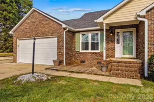 158 Rumple Hill Dr, Statesville, NC 28677 - Photo 3