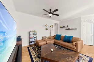 5320 Somerset Hill Ln, Charlotte, NC 28269 - Photo 7
