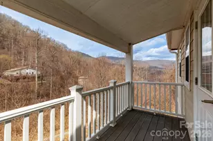 14 Lila Ln, Clyde, NC 28721 - Photo 11