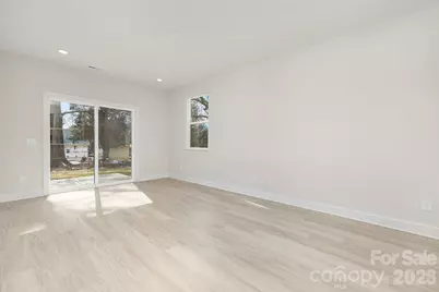 264 N Lackey Street, Statesville, NC 28677 - Photo 7