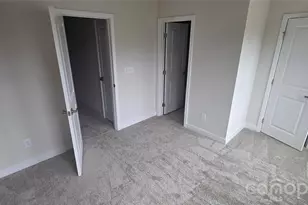 960 Broad River Ln, Charlotte, NC 28211 - Photo 13