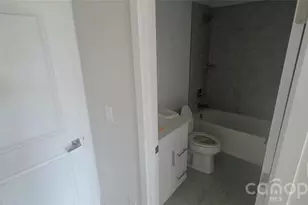 960 Broad River Ln, Charlotte, NC 28211 - Photo 11