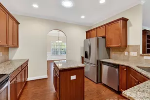 21277 Summerbrook Dr, Cornelius, NC 28031 - Photo 9