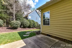 21277 Summerbrook Dr, Cornelius, NC 28031 - Photo 23