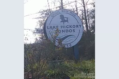 1050 21st Avenue NW #36, Hickory, NC 28601 - Photo 3