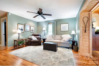 90 Jonestown Road, Asheville, NC 28804 - Photo 13