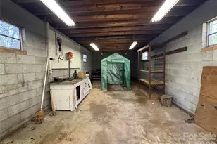 905 Conover Blvd E, Conover, NC 28613 - Photo 39