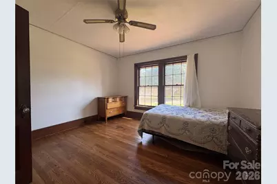 905 Conover Boulevard E, Conover, NC 28613 - Photo 13