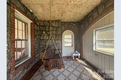 905 Conover Boulevard E, Conover, NC 28613 - Photo 17