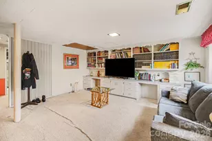 2501 Club Dr, Gastonia, NC 28054 - Photo 7