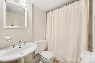 2501 Club Dr, Gastonia, NC 28054 - Photo 13