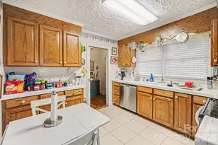 2501 Club Dr, Gastonia, NC 28054 - Photo 25