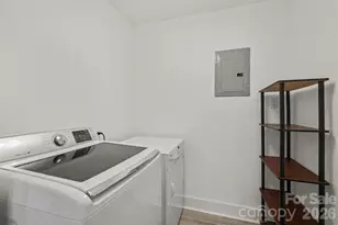 2006 Tyvola Rd, Charlotte, NC 28210 - Photo 19