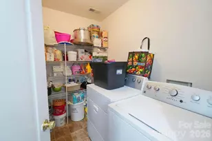 2443 Mint Thistle Ct, Charlotte, NC 28269 - Photo 21