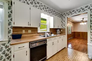 144 Cherry St, Sylva, NC 28779 - Photo 11