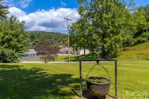 144 Cherry St, Sylva, NC 28779 - Photo 41