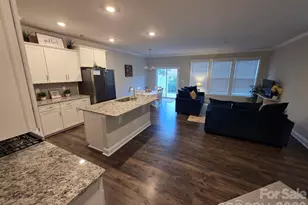 592 Altamonte Dr, Clover, SC 29710 - Photo 3