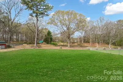 1417 N Oakwood Street, Gastonia, NC 28052 - Photo 31