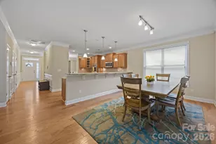 10817 Bere Island Dr, Charlotte, NC 28278 - Photo 11