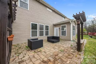 10817 Bere Island Dr, Charlotte, NC 28278 - Photo 35