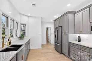 18521 Vineyard Point Ln, Cornelius, NC 28031 - Photo 7