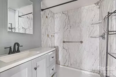 603 1st Street SW, Hickory, NC 28602 - Photo 5