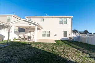 4320 Staffordshire Ln, Charlotte, NC 28213 - Photo 11